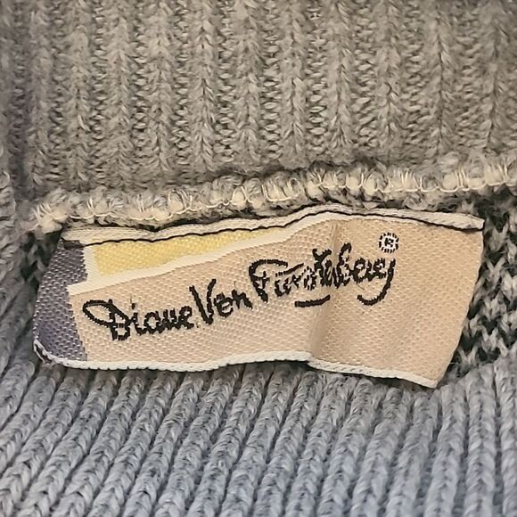 Diane VonFurstenberg Sweater Ski Double Mock Neck Knit Floral Gray Black Sz. S/M - Picture 8 of 10